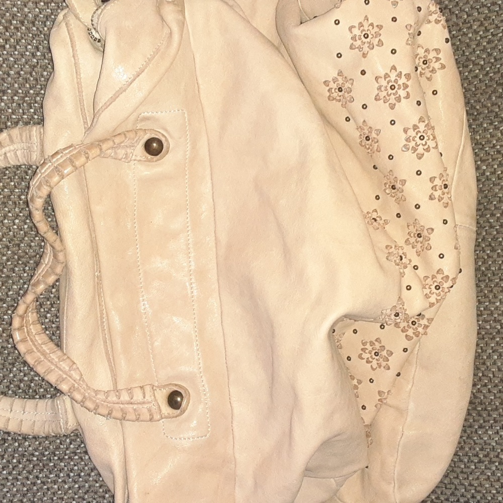 Errellevntidue bag